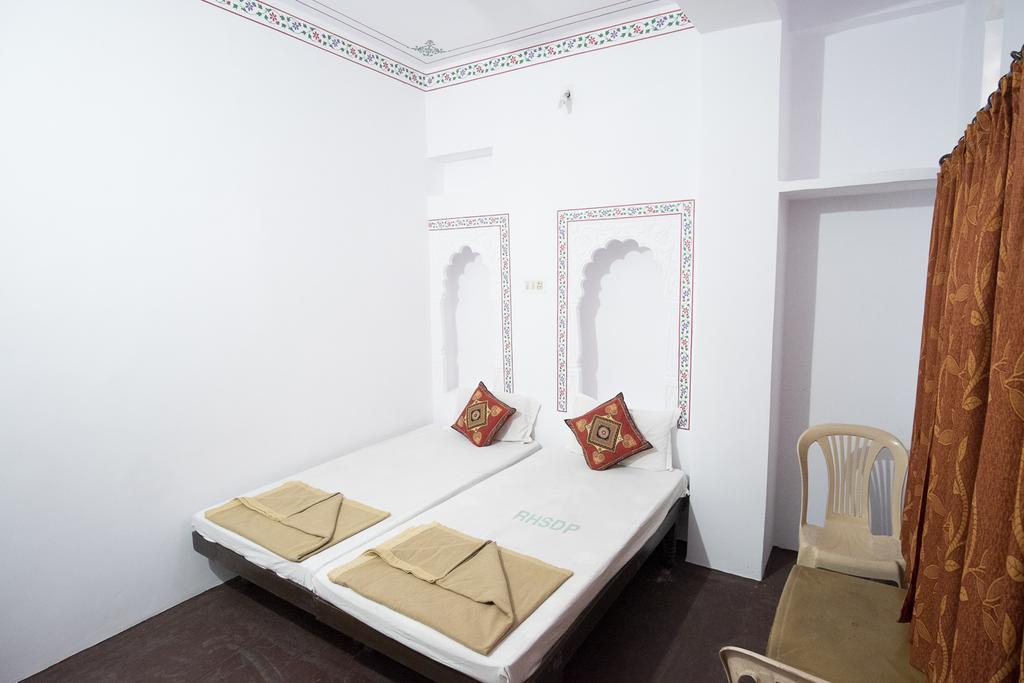 Devi Vilas Guest House Udaipur Exteriör bild
