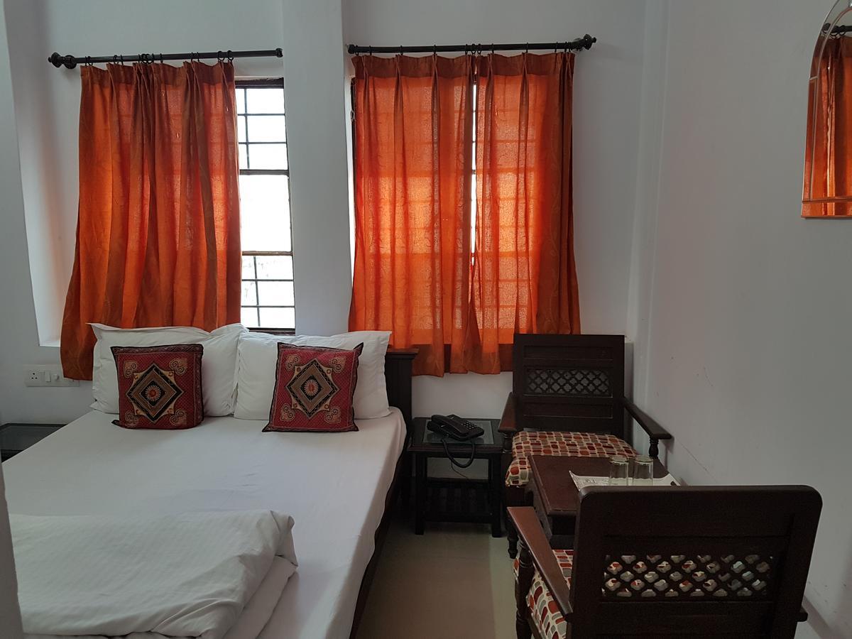 Devi Vilas Guest House Udaipur Exteriör bild